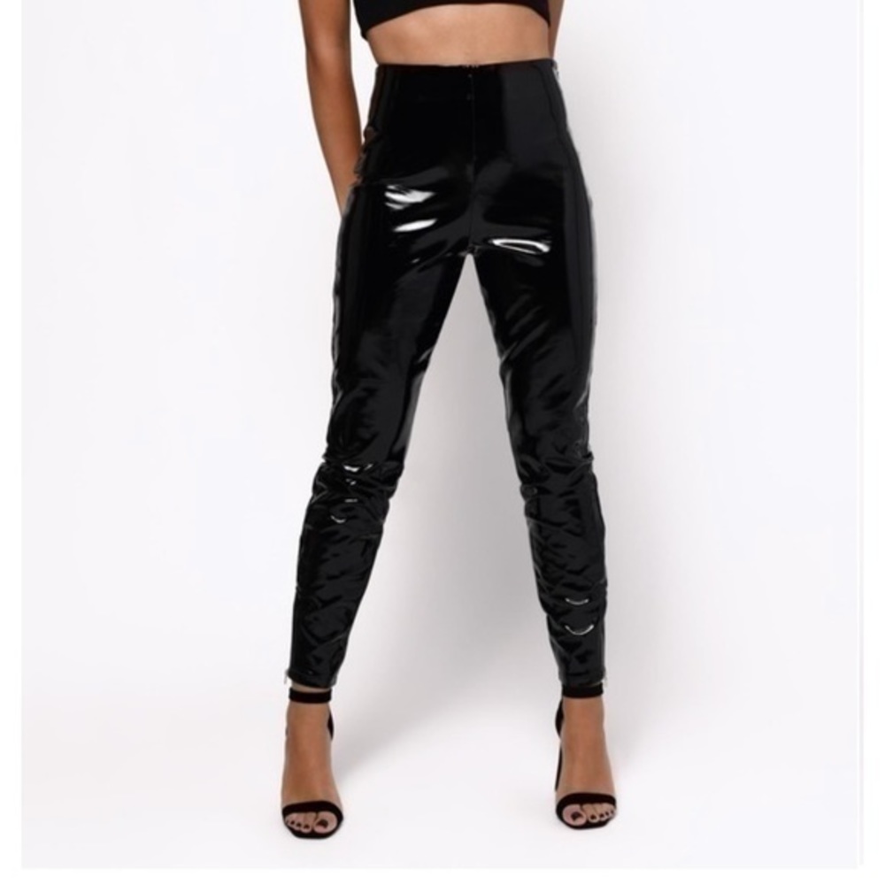 NWT Tobi black high waist faux patent leather pants. XL polyester liquid